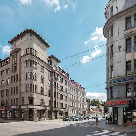 New Stylish In The Center Apartamento